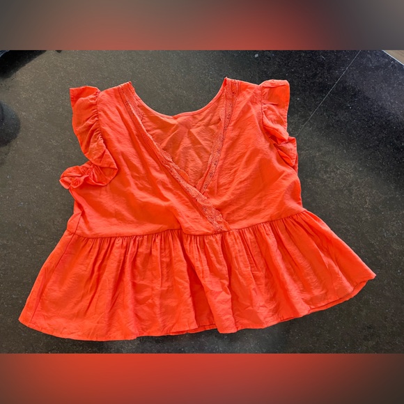 Tops - Women’s boutique orange top size Med.  NWOT